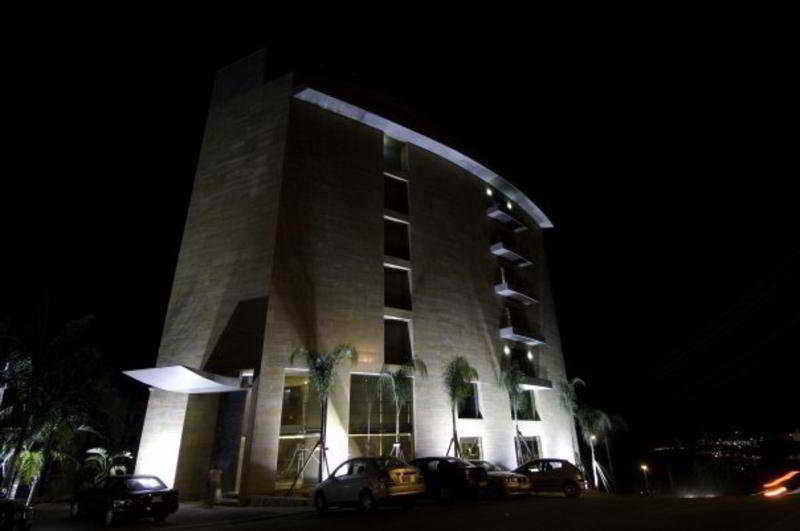 Sunrise Hotel Jounieh Exteriör bild