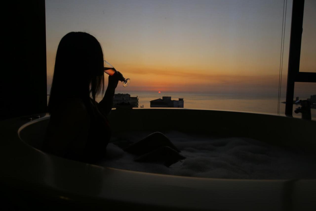 Sunrise Hotel Jounieh Exteriör bild